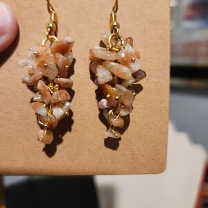 Elegant Gold and Brown Cluster Earrings